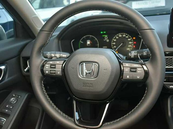 Honda Civic e: HEV Elegance. .. Elegance