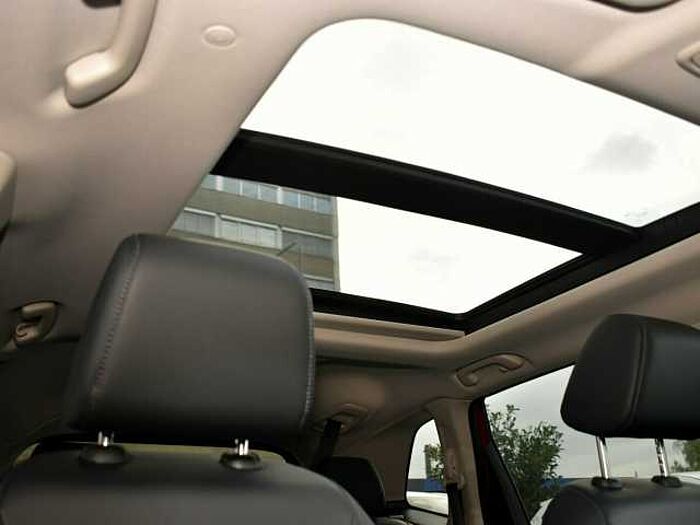 Honda CR-V e:HEV Elegance AWD...