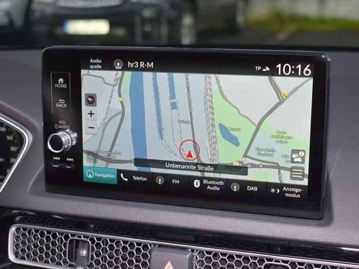 Honda Civic e: HEV Advance. .. Advance