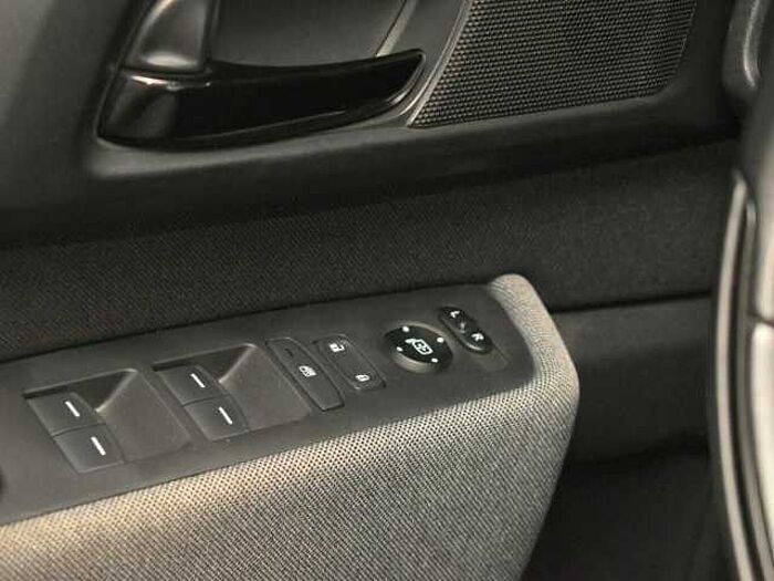 Honda e Advance 17'... Advanc 17'...