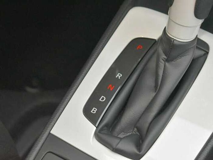 Honda Jazz 1.5 i-MMD Hybrid Elegance. .. Elegance