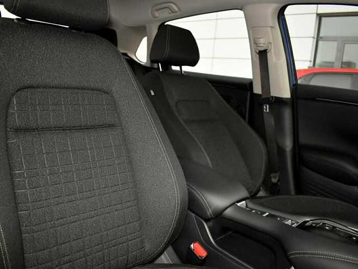 Honda ZR-V e: HEV Elegance. .. Elegance