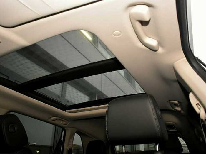 Honda CR-V e:HEV Elegance AWD...