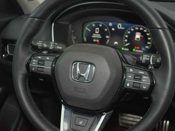 Honda Civic e: HEV Advance. .. Advance