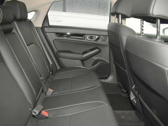 Honda Civic e: HEV Advance. .. Advance