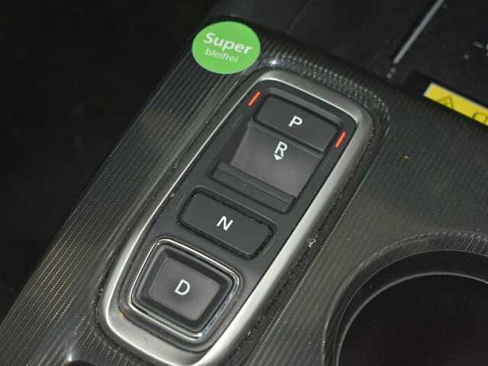 Honda Civic e: HEV Advance. .. Advance