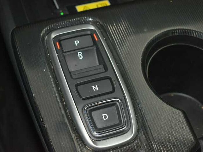 Honda Civic e: HEV Advance. .. Advance