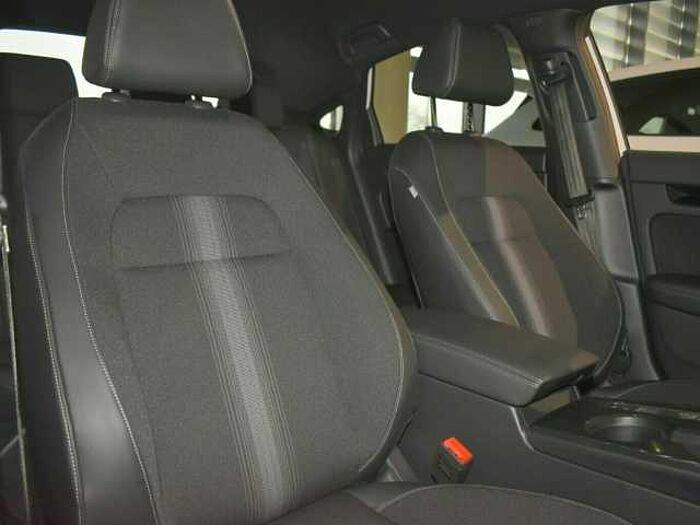 Honda Civic e:HEV Sport... Sport