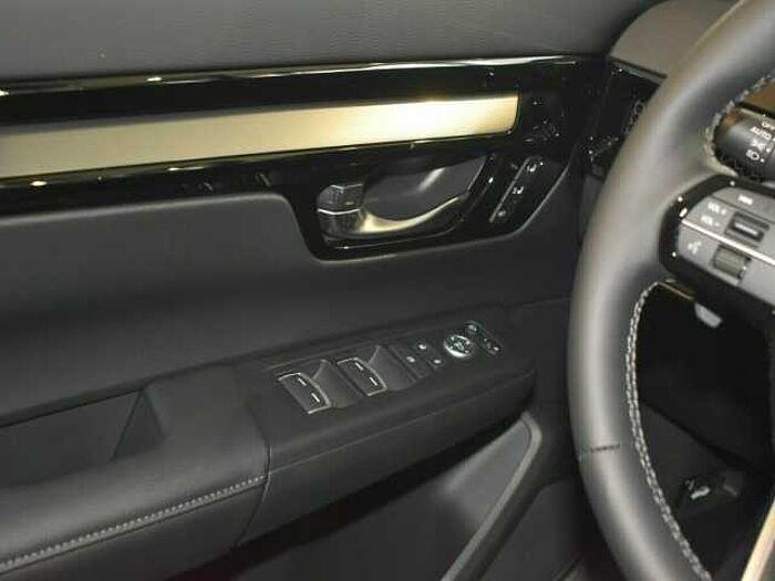 Honda CR-V e: HEV Advance AWD. ..