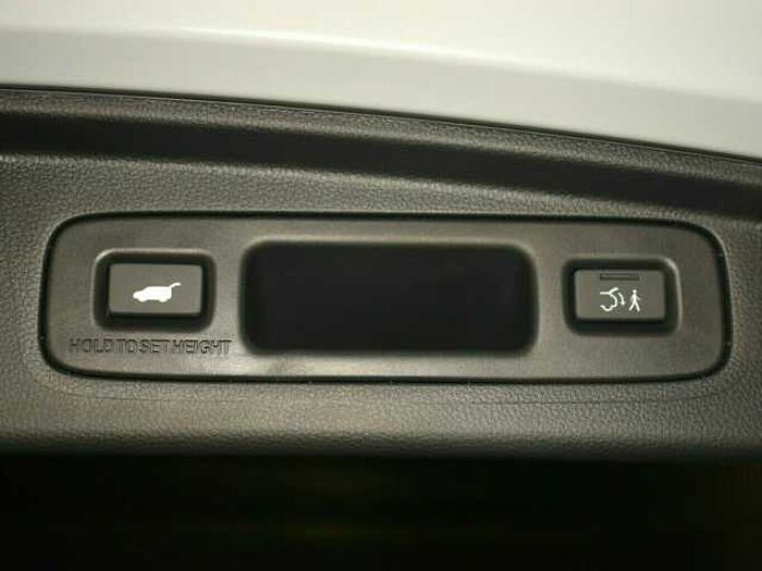 Honda CR-V e: HEV Advance AWD. ..