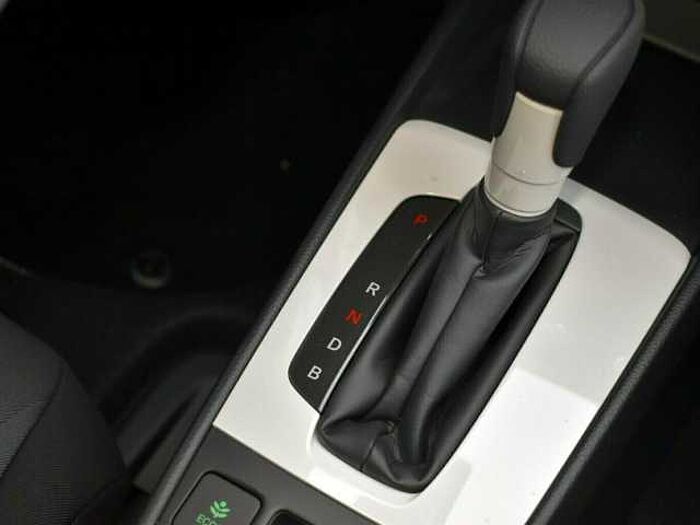 Honda Jazz 1.5 i-MMD Hybrid Elegance. ..