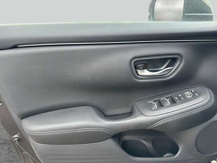 Honda ZR-V e:HEV Elegance... Elegance