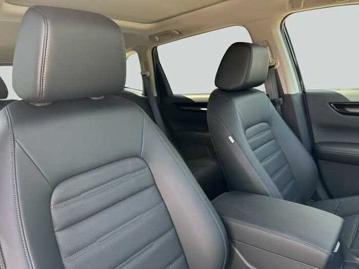 Honda CR-V e: HEV Elegance AWD. ..