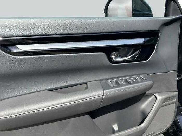 Honda CR-V e: HEV Elegance AWD. ..