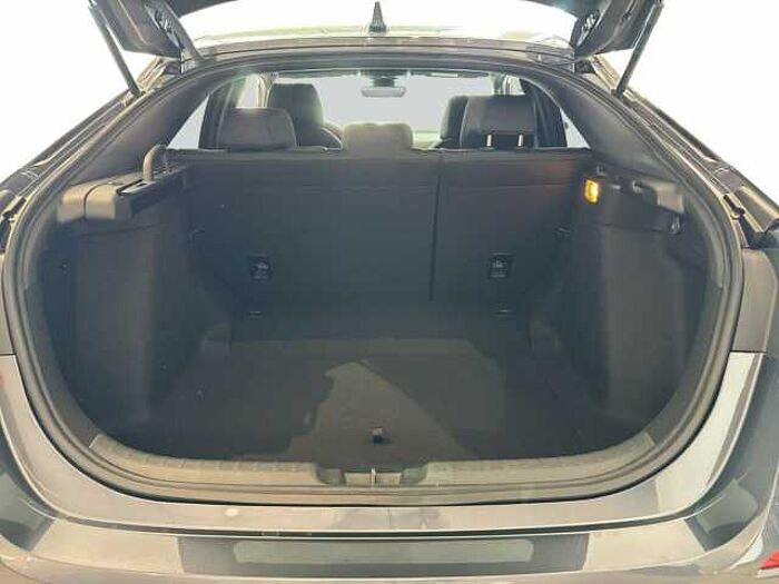 Honda Civic e:HEV Elegance...