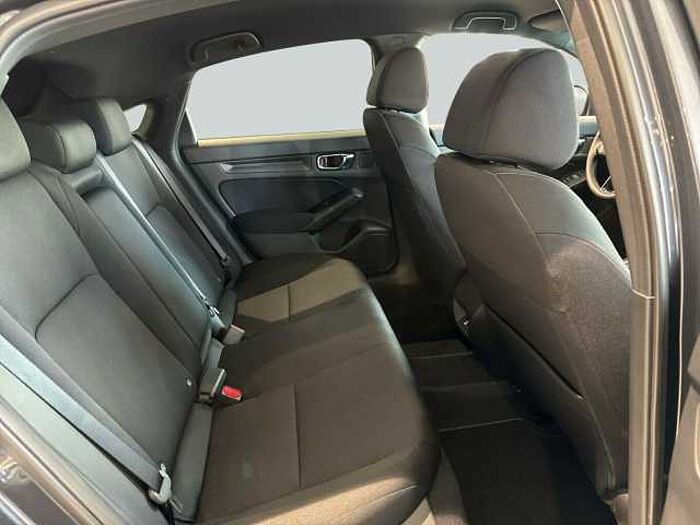 Honda Civic e:HEV Elegance...