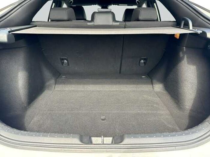 Honda Civic e: HEV Sport. .. Sport