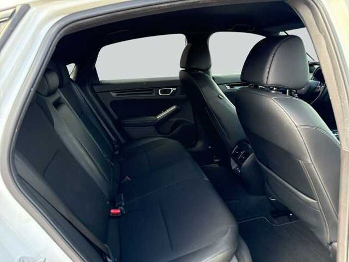 Honda Civic e: HEV Sport. .. Sport