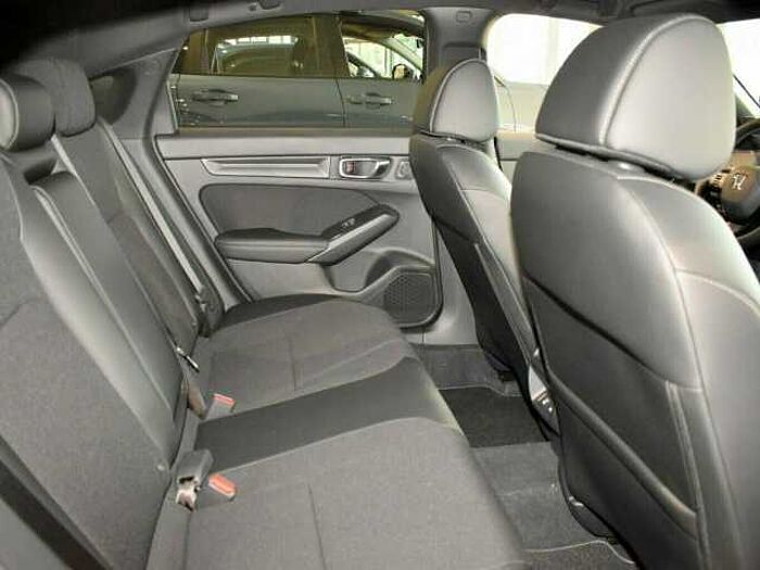 Honda Civic e: HEV Sport. .. Sport